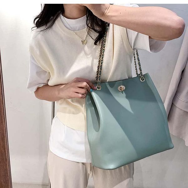 shoulder bags female purse and handbag four-piece bag tote messenger 2 pcs/set totes sac femme
shoulder bags female purse and handbag four-piece bag tote messenger 2 pcs/set totes sac femme