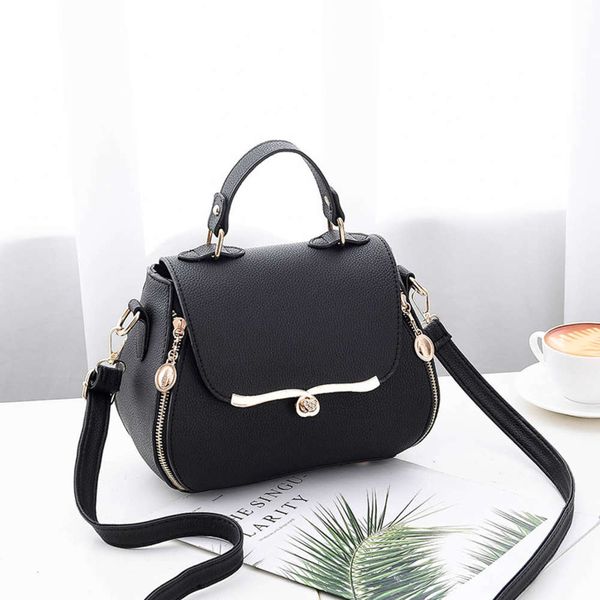 hbp new portable women's 2021 spring summer korean fashion versatile one shoulder messenger lock bucket bag
hbp new portable women's 2021 spring summer korean fashion versatile one shoulder messenger lock bucket bag