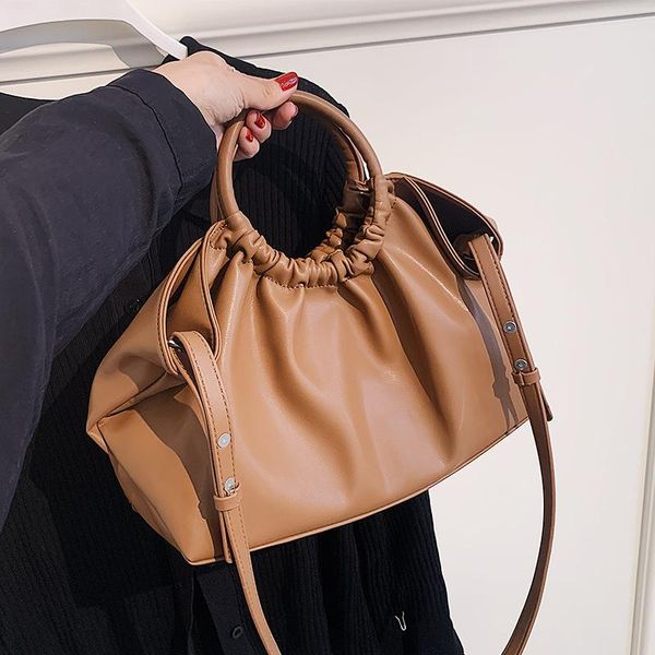 shoulder bags 2021 women underarm bag pu leather large capacity wrinkled portable messenger handbags designer crossbody ins
shoulder bags 2021 women underarm bag pu leather large capacity wrinkled portable messenger handbags designer crossbody ins