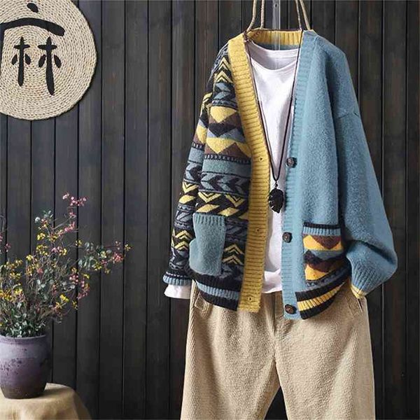 autumn and winter matching large pockets long sleeve buttoned outer knit cardigan women loose literary v-neck sweater 210914, White;black
autumn and winter matching large pockets long sleeve buttoned outer knit cardigan women loose literary v-neck sweater 210914, White;black