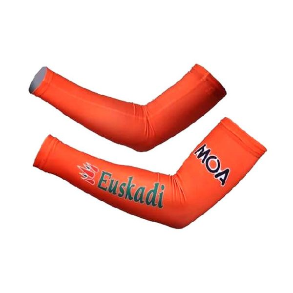 euskadi men summer cycling arm warmers sleeve racing bicycle sleeve uv protection sport running protective sleeves sun, Black;gray
euskadi men summer cycling arm warmers sleeve racing bicycle sleeve uv protection sport running protective sleeves sun, Black;gray