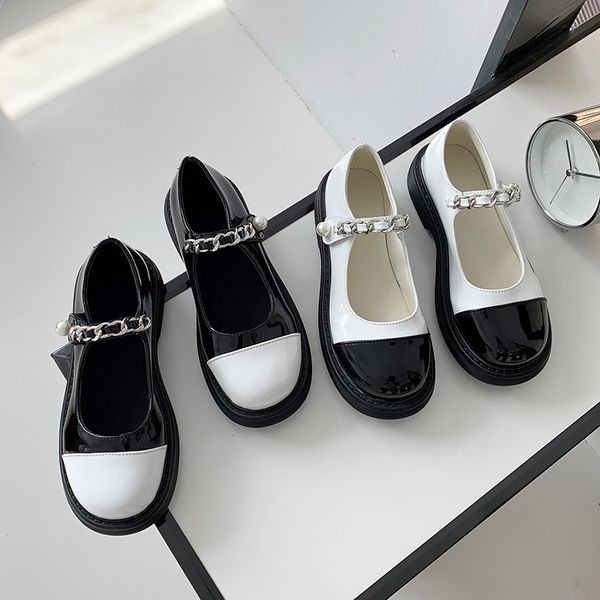 dress shoes patent leather ballet flats female all-match round toe oxfords women's shallow mouth retro new summer med mary janes f, Black
dress shoes patent leather ballet flats female all-match round toe oxfords women's shallow mouth retro new summer med mary janes f, Black