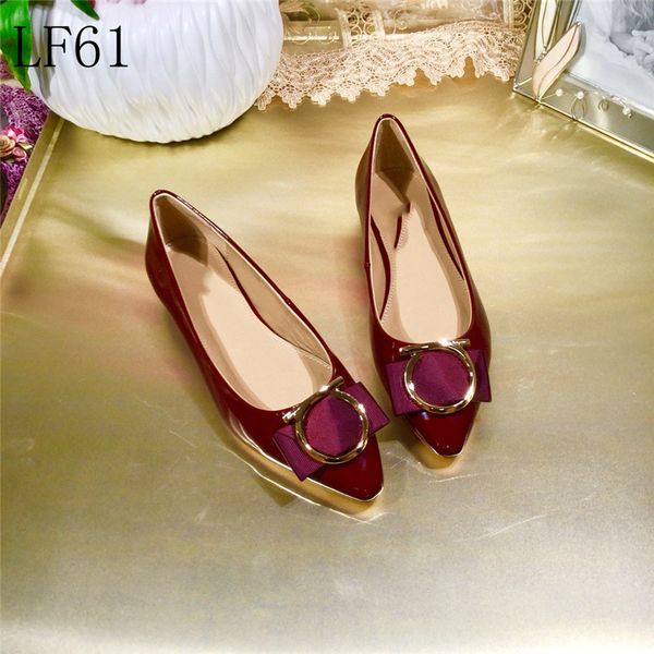 in autumn 2020, the new bottomed bow with round head and small fragrance luxury leather casual joker shoes women fashion, Black
in autumn 2020, the new bottomed bow with round head and small fragrance luxury leather casual joker shoes women fashion, Black