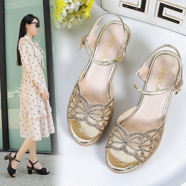 2021 new thick heel sandals women's summer fish mouth women's shoes rhinestone high heels black mother shoes
2021 new thick heel sandals women's summer fish mouth women's shoes rhinestone high heels black mother shoes