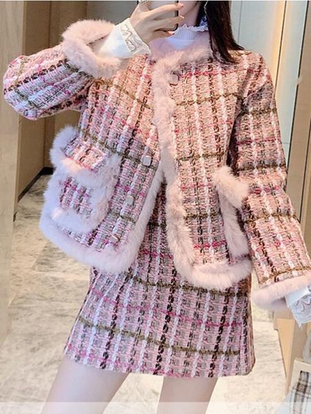 two piece dress autumn 2021 women's two piece tweed skirt with tassels and single button beads on the + mini skirt, White
two piece dress autumn 2021 women's two piece tweed skirt with tassels and single button beads on the + mini skirt, White