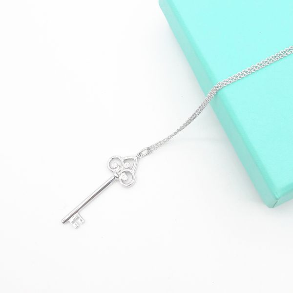 2021 new 100% pure sier classic ms lily hollow out key set zircon sweater chain necklace pendant love adorn article za4s, Silver
2021 new 100% pure sier classic ms lily hollow out key set zircon sweater chain necklace pendant love adorn article za4s, Silver