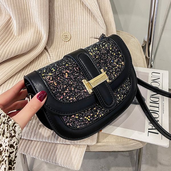 niche design popular female 2021 new fashion crossbody high-end sense square underarm dual-use bag width: 20cm c0225
niche design popular female 2021 new fashion crossbody high-end sense square underarm dual-use bag width: 20cm c0225
