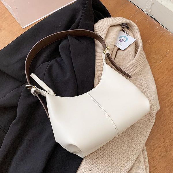 evening bags simple retro pu leather small handbag and purses for women 2021 winter fashion trends brand travel vintage luxury shoulder bag
evening bags simple retro pu leather small handbag and purses for women 2021 winter fashion trends brand travel vintage luxury shoulder bag