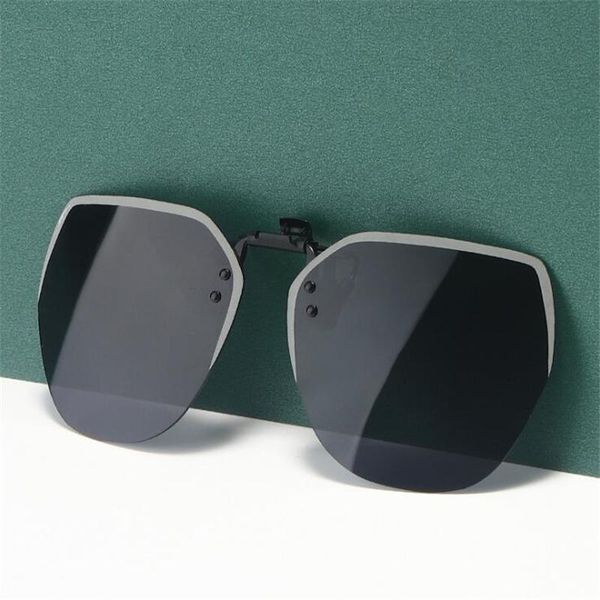 sunglasses men ms round shape clip on glasses frame uv400 polarized fishing driving clips day night vision gh1032, White;black
sunglasses men ms round shape clip on glasses frame uv400 polarized fishing driving clips day night vision gh1032, White;black