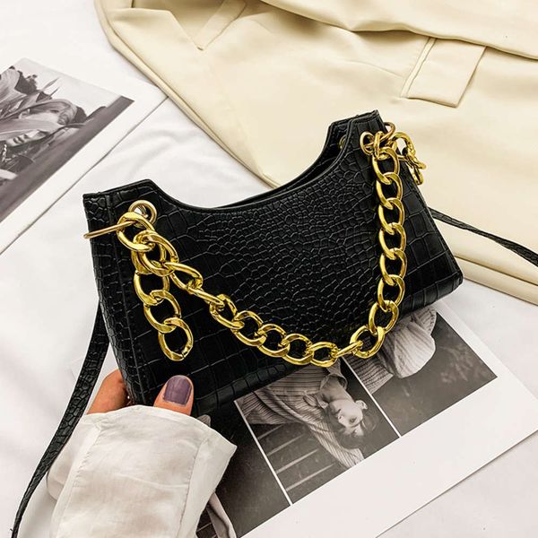 autumn and winter 2021 single shoulder portable underarm women's chain korean version small bag
autumn and winter 2021 single shoulder portable underarm women's chain korean version small bag