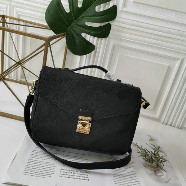 classic messenger bag real leather women embossing flowers totes bags lady purse shoulder handbag crossbody
classic messenger bag real leather women embossing flowers totes bags lady purse shoulder handbag crossbody