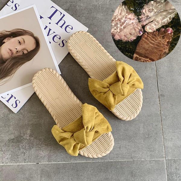 slippers 2021 summer women casual shoes beach sandals ladies flat flip flops non-slip wedge mujer, Black
slippers 2021 summer women casual shoes beach sandals ladies flat flip flops non-slip wedge mujer, Black