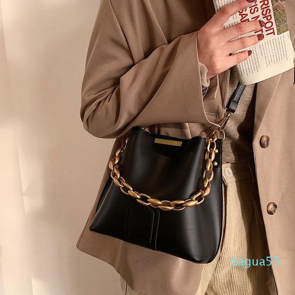 cross body fashion gold chain handbags purses bucket crossbody bags for women 2021 luxury design shoulder messenger high quality
cross body fashion gold chain handbags purses bucket crossbody bags for women 2021 luxury design shoulder messenger high quality