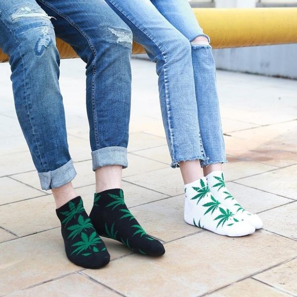 socks & hosiery cotton female leaves print skateboard street fashion maple hip hop style women short colorful breathable, Black;white
socks & hosiery cotton female leaves print skateboard street fashion maple hip hop style women short colorful breathable, Black;white