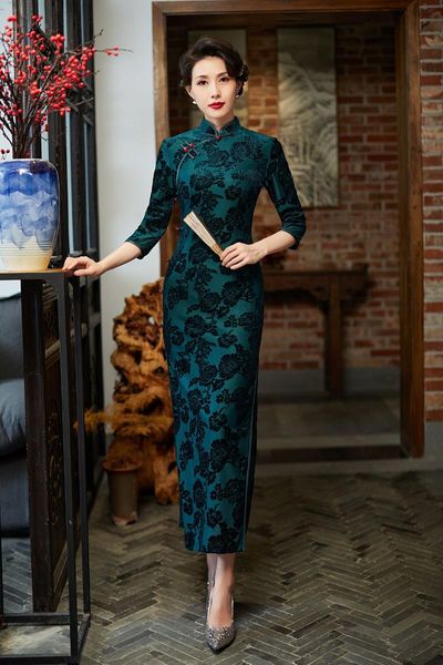ethnic clothing green print flowers chinese women elegant velour qipao vintage button mandarin collar cheongsam plus size 4xl slim vest, Red
ethnic clothing green print flowers chinese women elegant velour qipao vintage button mandarin collar cheongsam plus size 4xl slim vest, Red