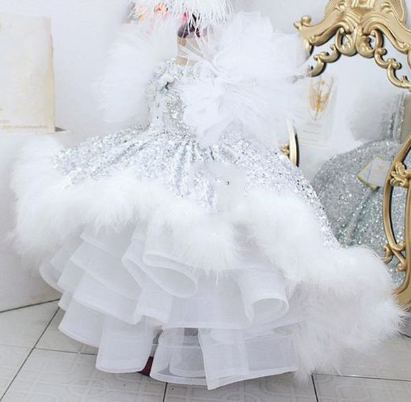 sparkly luxurious 2021 flower girl dresses lace sequined feather little girl wedding dresses communion pageant dresses gowns zj756, White;blue
sparkly luxurious 2021 flower girl dresses lace sequined feather little girl wedding dresses communion pageant dresses gowns zj756, White;blue