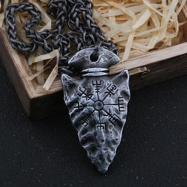 pendant necklaces vintage viking triangle rune compass necklace men and women all-match, Silver
pendant necklaces vintage viking triangle rune compass necklace men and women all-match, Silver