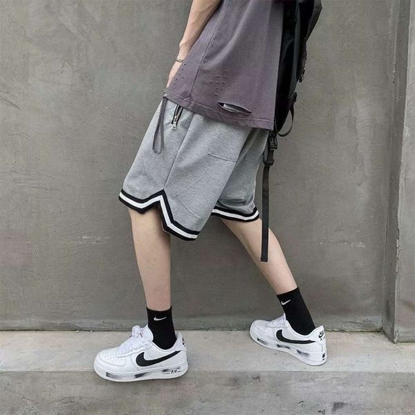 summer thin sports and leisure shorts men's loose fit beach pants korean fashion capris straight, White;black
summer thin sports and leisure shorts men's loose fit beach pants korean fashion capris straight, White;black