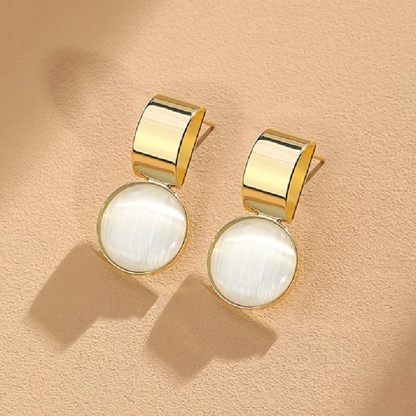 luxurious and simple cat's eye stone earrings for women's advanced earrings, Golden
luxurious and simple cat's eye stone earrings for women's advanced earrings, Golden