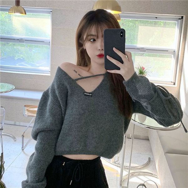 women's v-neck short sweater, women's sweater in autumn and winter, 2020, White;black
women's v-neck short sweater, women's sweater in autumn and winter, 2020, White;black