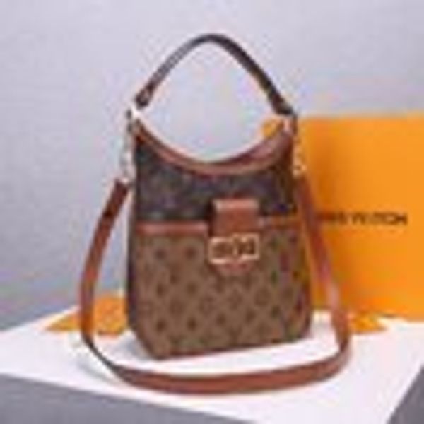 libobo6_1 a62b m45194 backpacks handbags iconic handles shoulder bags totes cross body bag clutches evening oxidized leather business, Red;black
libobo6_1 a62b m45194 backpacks handbags iconic handles shoulder bags totes cross body bag clutches evening oxidized leather business, Red;black