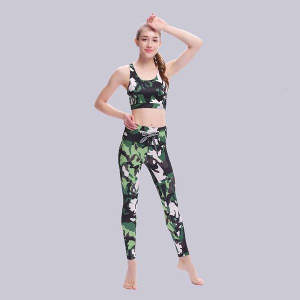 women's new camouflage print sports yoga fitness vest pants set, Gray
women's new camouflage print sports yoga fitness vest pants set, Gray
