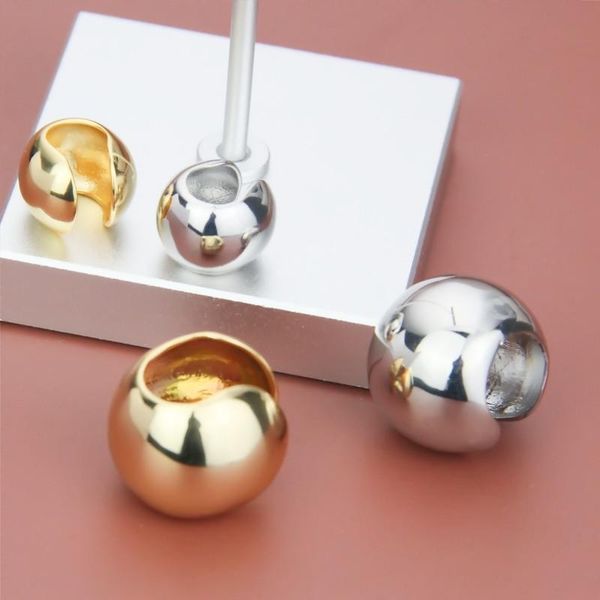 hoop & huggie happiness at your fingertips viann zhang same style ear clip qin qing stud european and american metal earrings 2021, Golden;silver
hoop & huggie happiness at your fingertips viann zhang same style ear clip qin qing stud european and american metal earrings 2021, Golden;silver