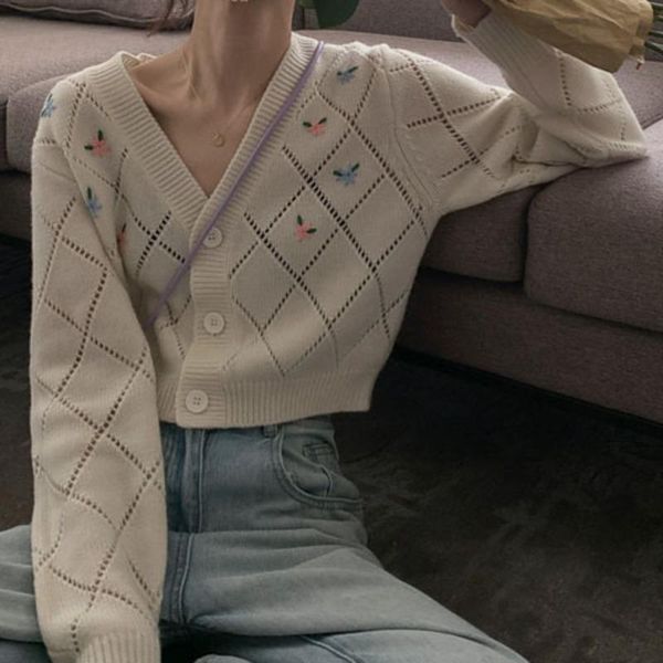 women's knits & tees short 2021 autumn and winter college style flower embroidered knitted coat loose sweater korean fashion cardigan p, White
women's knits & tees short 2021 autumn and winter college style flower embroidered knitted coat loose sweater korean fashion cardigan p, White
