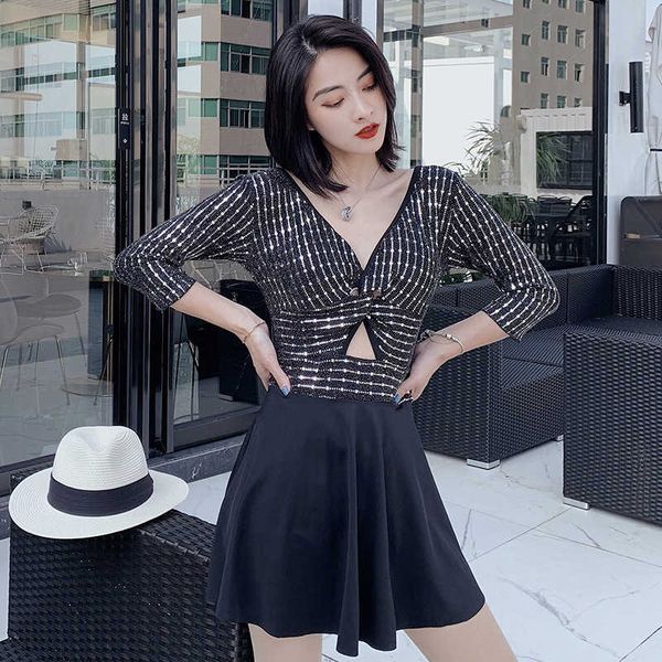thin large size women's belly covered and new fat mm sunscreen long sleeve conservative skirt one piece swimsu, White;black
thin large size women's belly covered and new fat mm sunscreen long sleeve conservative skirt one piece swimsu, White;black