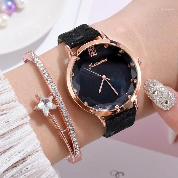 fashion 2021 luxury women leather quartz watch wire drawing design ladies bracelet watches brand female clock gifts wristwatches, Slivery;brown
fashion 2021 luxury women leather quartz watch wire drawing design ladies bracelet watches brand female clock gifts wristwatches, Slivery;brown