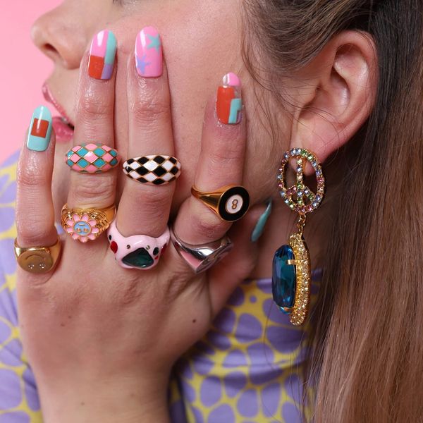 2021 nieuwe zomer kleurrijke sweet trendy geometrische vierkante geruite druipend olie ring voor vrouwen delicate rhombus emaille sieraden, Slivery;golden
2021 nieuwe zomer kleurrijke sweet trendy geometrische vierkante geruite druipend olie ring voor vrouwen delicate rhombus emaille sieraden, Slivery;golden