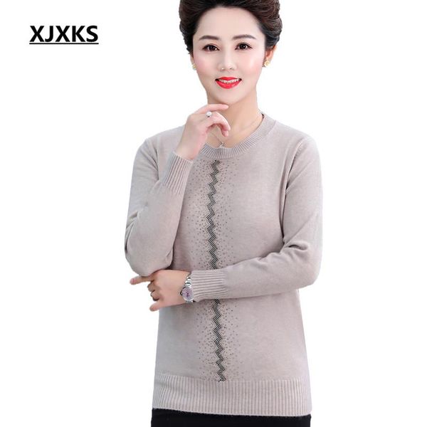 women's sweaters xjxks 2021 autumn winter women sweater casual round neck loose plus size high-end wool knitted pullover, White;black
women's sweaters xjxks 2021 autumn winter women sweater casual round neck loose plus size high-end wool knitted pullover, White;black