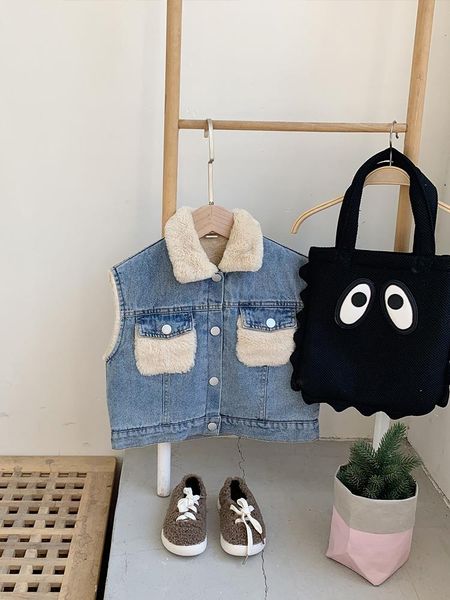 waistcoat girls spring and fall velvet denim coat baby kids lamb fur vest jacket children outside wearing thickened clothes p318, Camo
waistcoat girls spring and fall velvet denim coat baby kids lamb fur vest jacket children outside wearing thickened clothes p318, Camo