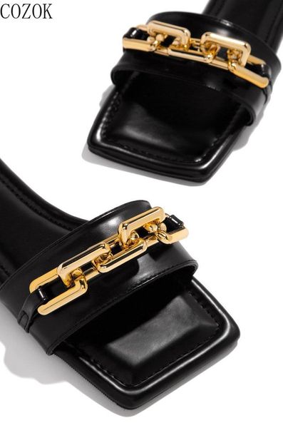 2021 summer new women's slippers fashion all-match vamp metal modification trends outer wearing home slippers, Black
2021 summer new women's slippers fashion all-match vamp metal modification trends outer wearing home slippers, Black