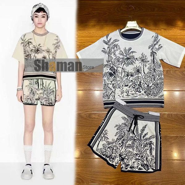 women's tracksuits luxury design high end two piece set women knitted short sleeve tshirt and waist shorts with logoed letter tags, Gray
women's tracksuits luxury design high end two piece set women knitted short sleeve tshirt and waist shorts with logoed letter tags, Gray