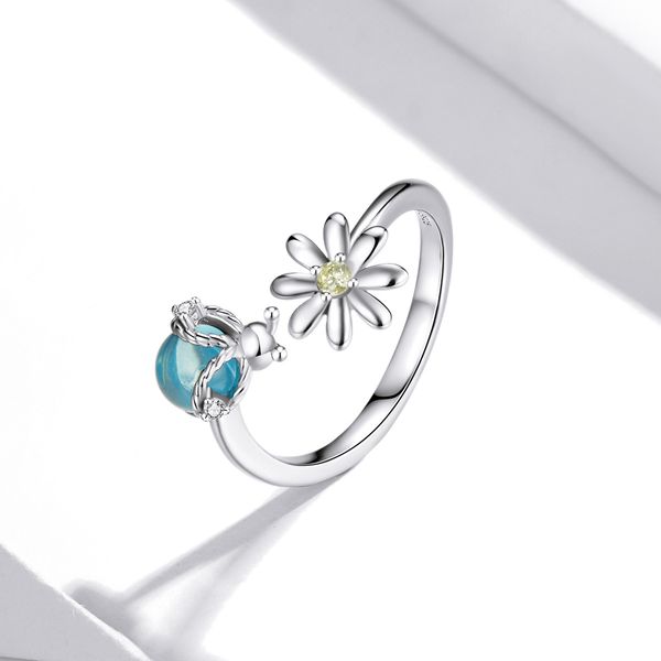 blue glass firefly and flower opening with side stones niche luxury s925 silver ring
blue glass firefly and flower opening with side stones niche luxury s925 silver ring