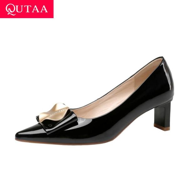 dress shoes qutaa 2021 cow patent leather women pumps fashion metal decoration single square heel pointed toe ladies size 34-39, Black
dress shoes qutaa 2021 cow patent leather women pumps fashion metal decoration single square heel pointed toe ladies size 34-39, Black