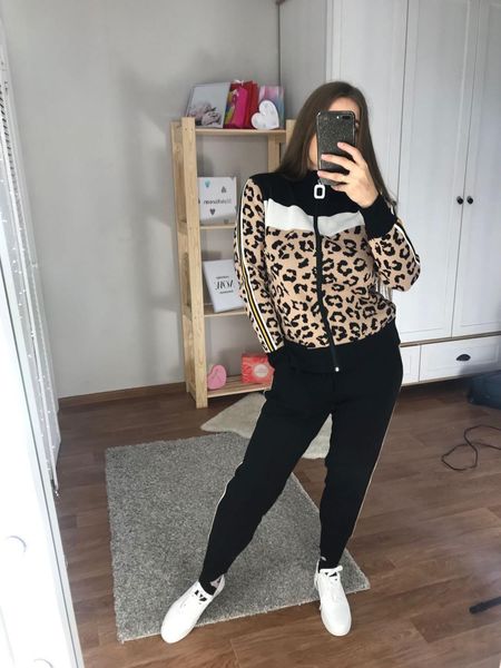 winter womens autumn tracksuit set print leopard zip cardigan + high waist pants knitted two piece sets suit women's fa oa32, Gray
winter womens autumn tracksuit set print leopard zip cardigan + high waist pants knitted two piece sets suit women's fa oa32, Gray