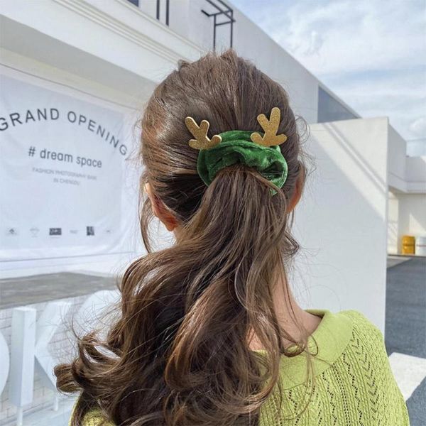 hair accessories 2021 christmas sweet style rope ring large intestine elk flannel tie ponytail holder, Slivery;white
hair accessories 2021 christmas sweet style rope ring large intestine elk flannel tie ponytail holder, Slivery;white