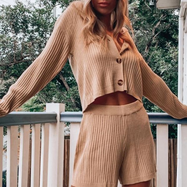 2021 new women leisure pieces elastic waist v neck front button single breasted long sleeve short pants suit home j1gv, White
2021 new women leisure pieces elastic waist v neck front button single breasted long sleeve short pants suit home j1gv, White