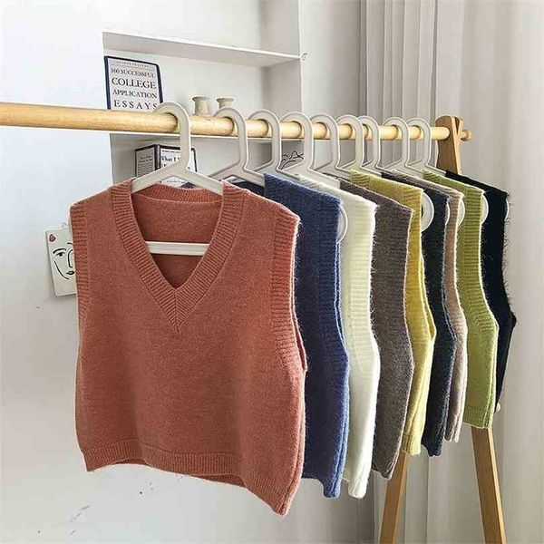 women knitted vest spring autumn v neck causal chic crop sweaters ladies sleeveless pullover 210525, White;black
women knitted vest spring autumn v neck causal chic crop sweaters ladies sleeveless pullover 210525, White;black