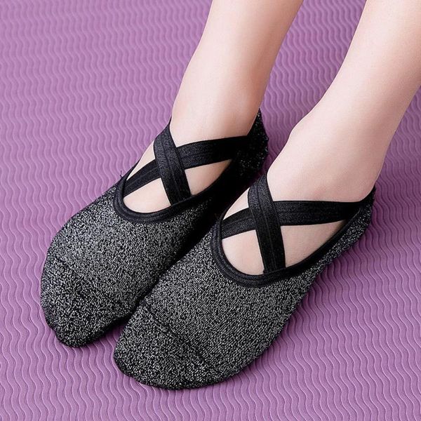 sports socks women yoga silicone pilates barre fitness sport sock dance slippers with grips for girls supplies, Black
sports socks women yoga silicone pilates barre fitness sport sock dance slippers with grips for girls supplies, Black