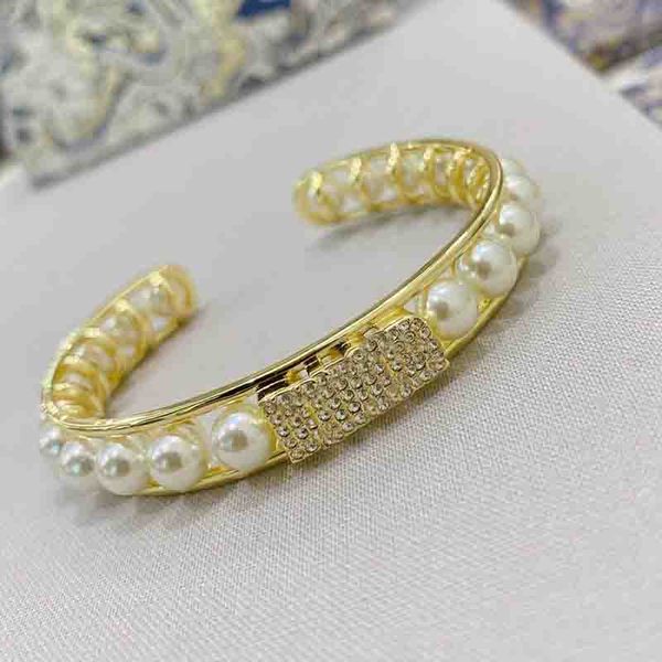fashion lady tennis bracelets jewelry designers classics women open bracelet luxurys gold plated bangle, Golden;silver
fashion lady tennis bracelets jewelry designers classics women open bracelet luxurys gold plated bangle, Golden;silver