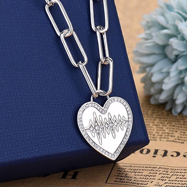 chains trendy beating heart necklace lovers thick chain girl fashion silver color short necklaces collar zk35
chains trendy beating heart necklace lovers thick chain girl fashion silver color short necklaces collar zk35