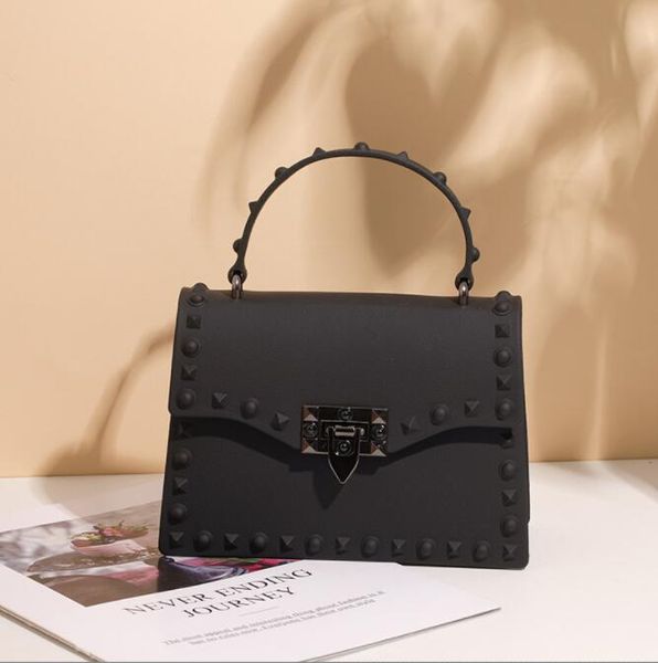 factory wholesale women bag matte jelly bags korean version of the fashion portable single shoulder handbagss clamshell rivet handbag, Black;red
factory wholesale women bag matte jelly bags korean version of the fashion portable single shoulder handbagss clamshell rivet handbag, Black;red