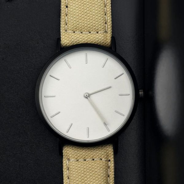 wristwatches 2021 enmex stylish cool men wristwatch business temperament casual fashion bright canvas strap simple clock quartz lady watch, Slivery;brown
wristwatches 2021 enmex stylish cool men wristwatch business temperament casual fashion bright canvas strap simple clock quartz lady watch, Slivery;brown