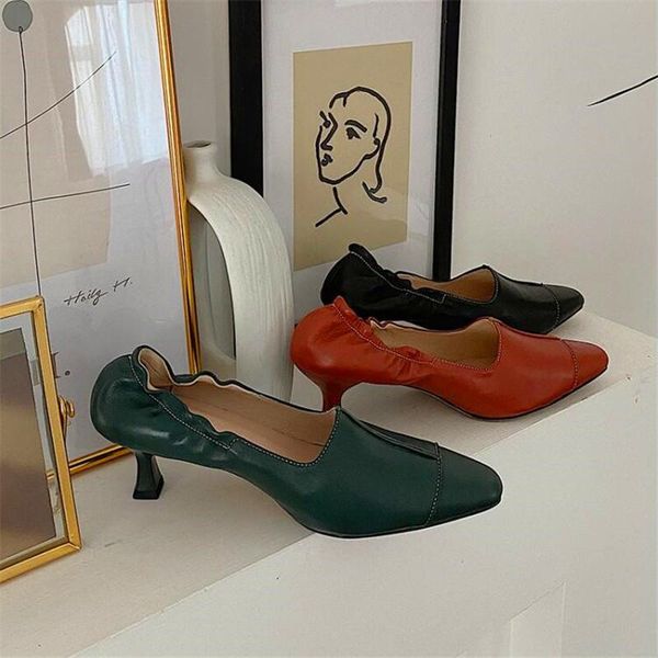 dress shoes elastic band ladies retro wine glass heel high heels black brown green sheepskin spring and autumn
dress shoes elastic band ladies retro wine glass heel high heels black brown green sheepskin spring and autumn