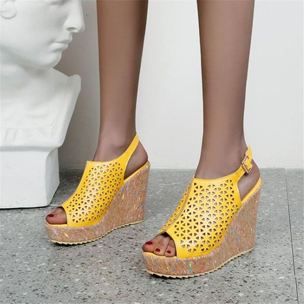 sandals pxelena women wedge high heels platform peep toe slingbacks hollow out rome gladiator shoes 2021 summer plus size 34-43, Black
sandals pxelena women wedge high heels platform peep toe slingbacks hollow out rome gladiator shoes 2021 summer plus size 34-43, Black