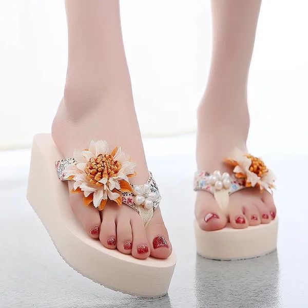 luxury designer colorful flower summer beach flip flops women fashion chunky outdoor slippers 2021 platform wedges high heels, Black
luxury designer colorful flower summer beach flip flops women fashion chunky outdoor slippers 2021 platform wedges high heels, Black