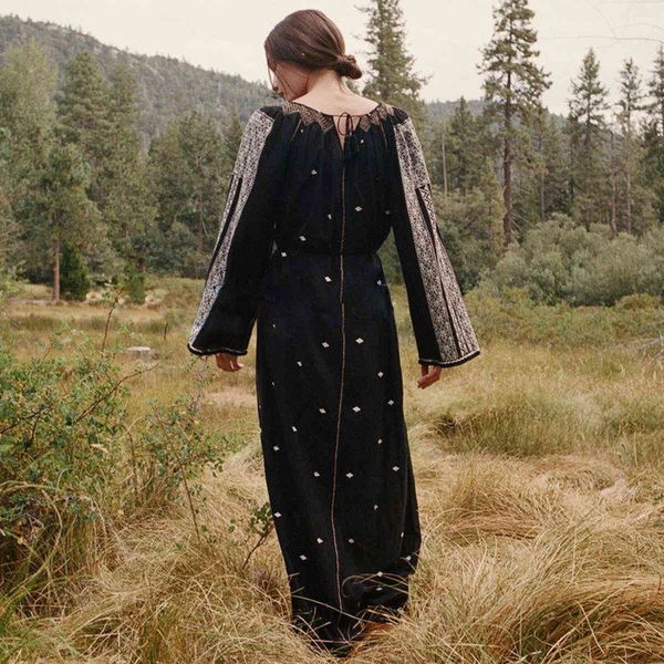 casual dresses ethnic embroidery women o-neck sleeve spring autumn maxi boho beach long dress vestidos 87bu, Black;gray
casual dresses ethnic embroidery women o-neck sleeve spring autumn maxi boho beach long dress vestidos 87bu, Black;gray